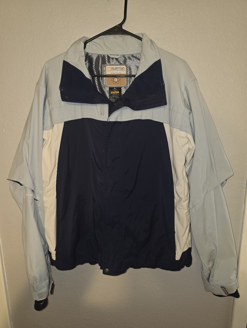 Burton Formula Women's Snowboarding Jacket Blue And Gray Colorblock Size L